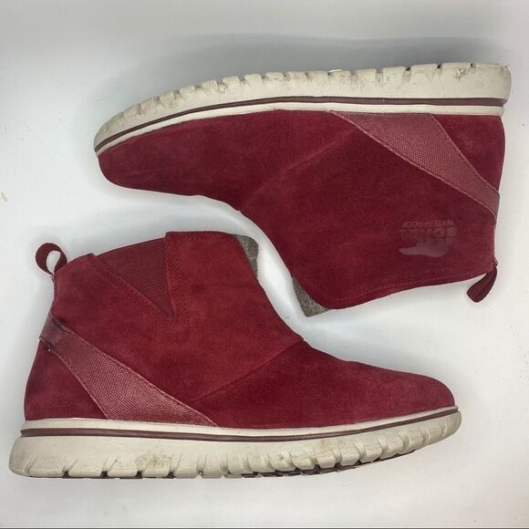 Sorel Cozy Short Snow Boot - Picture 8 of 12